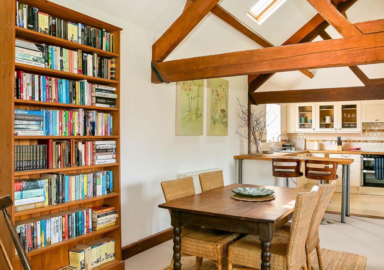 奇平诺顿Glyme Flat - Peaceful Country Retreat!公寓 外观 照片